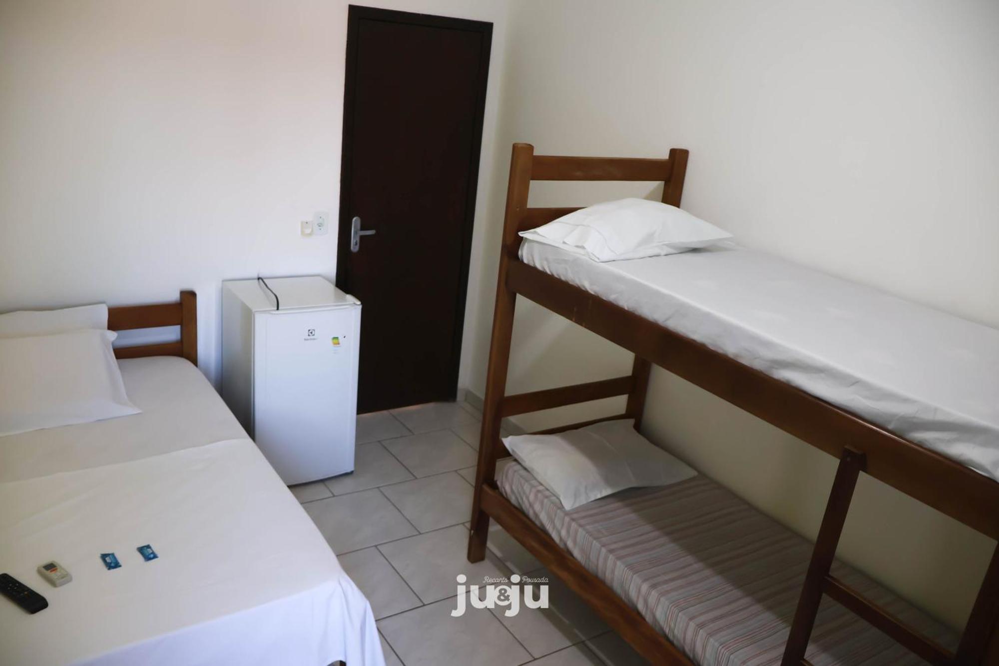 פונטל דו פראנה Pousada Ju&Ju A 400 Mts Da Praia מראה חיצוני תמונה